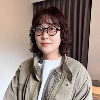 ショート カラー パーマ ミディアムパーマ /癖毛パーマのヘアスタイル