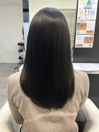 セミロング 鍛治 美月稀のヘアスタイル