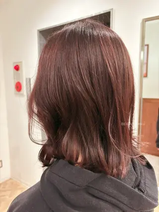 ミディアム カラー miku🖤名駅￤顔 周り￤ヘアケアのヘアスタイル