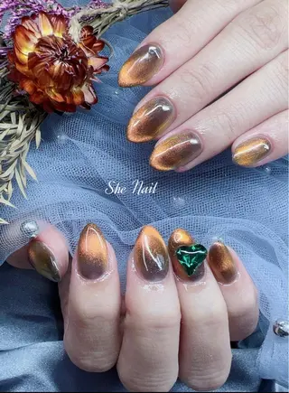 ネイル She   Nail所属・ISA_ BELLAのネイルデザイン