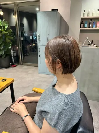 ショート カラー 佐藤史哉＊ 韓国レイヤー赤み除去のヘアスタイル