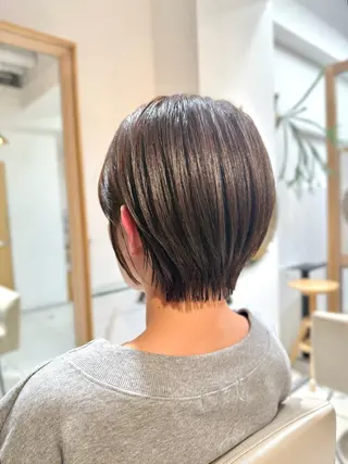 ショート カラー 安永 涼のヘアスタイル