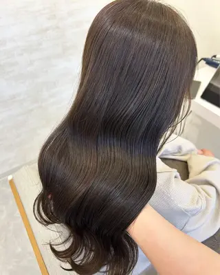 ロング カラー ヘアアレンジ 髪質改善&艶感カラー 🪄岡井美結のヘアスタイル