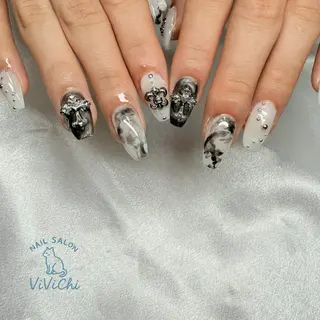 ネイル ViViChi 梨帆のネイルデザイン