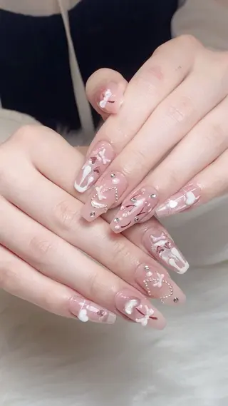 ネイル Rei _Nail 新宿のネイルデザイン