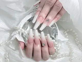 ネイル FLY Nail Salonのネイルデザイン