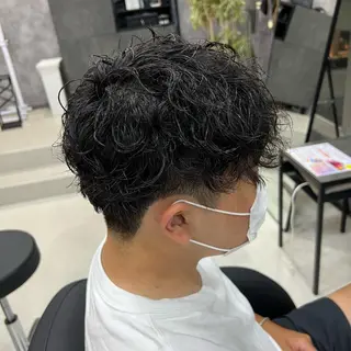 パーマ メンズ メンズパーマ特化 荻田知也のヘアスタイル