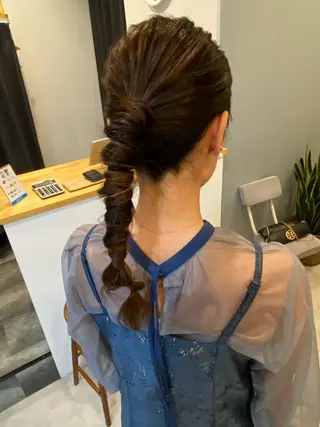 セミロング 似合う髪型が 分からない方へのヘアスタイル