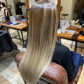 ロング カラー 韓国風・ブリーチなし ・あり後藤 一斗店長のヘアスタイル