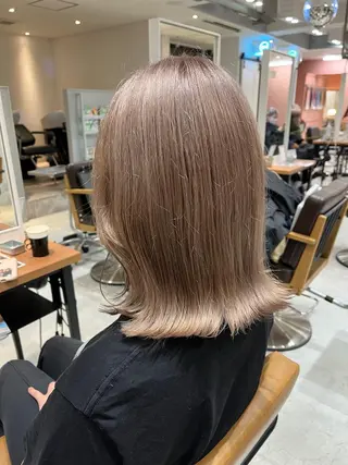 セミロング u n aのヘアスタイル