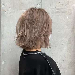 ミディアム カラー 韓国ヘア 🦋KIRA🦋のヘアスタイル