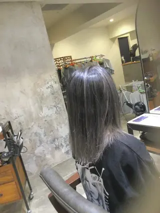 ミディアム カラー 茨木市駅徒歩5分 小林龍之介のヘアスタイル