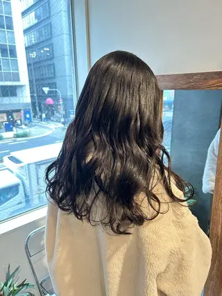 ロング カラー 薄暮 マツイ レンのヘアスタイル