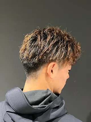 ショート カラー パーマ 木下 陽心のヘアスタイル