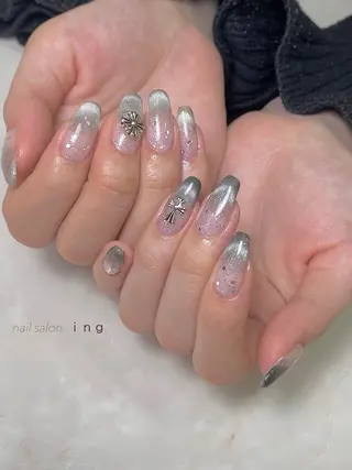 ネイル ｉｎｇ .のネイルデザイン