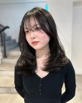 ロング 韓国ヘアメンズ・レデ ィース特化ミクのヘアスタイル