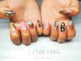 ネイル Li'leaNail AINAのネイルデザイン