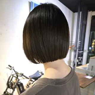 ショート カラー ハヤシ マユ ✂ 府中美容室のヘアスタイル