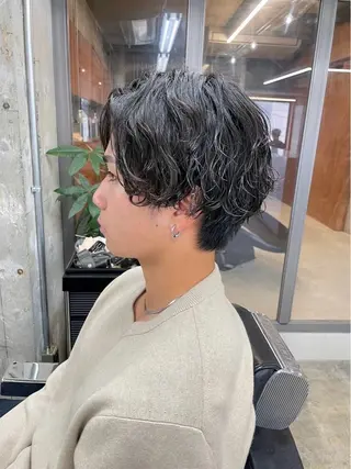パーマ メンズ Lond LOGAN所属・🔥波巻き/ツイスパ 特化🔥メンズパーマのヘアスタイル