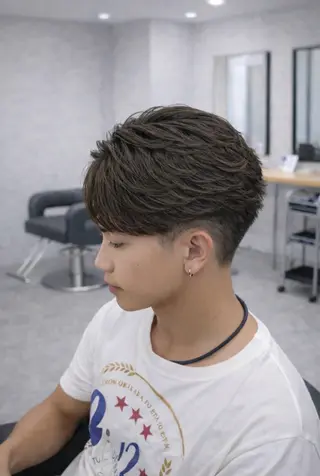 ショート パーマ ヘアアレンジ メンズ 🔥ニュアンス フェザー小林海斗🔥のヘアスタイル