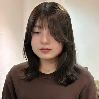 ミディアム 盛れる透明感カラー・ momokaのヘアスタイル