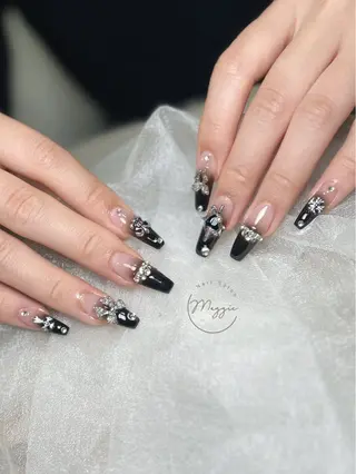ネイル Maggie Nail🦩のネイルデザイン