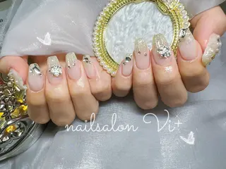 ネイル ✨Nailsalon Vi+✨のネイルデザイン