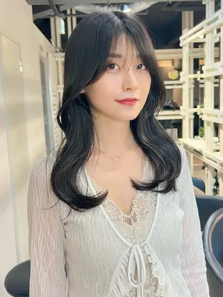 セミロング 恵比寿韓国レイヤー× 艶透明感カラー大場のヘアスタイル