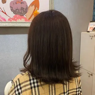 ミディアム カラー 宮澤 梨羅のヘアスタイル