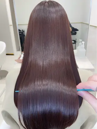 ロング COAPLUSCHIBA所属・小西 鈴奈のヘアスタイル