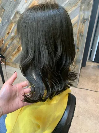 セミロング 山本 みきのヘアスタイル