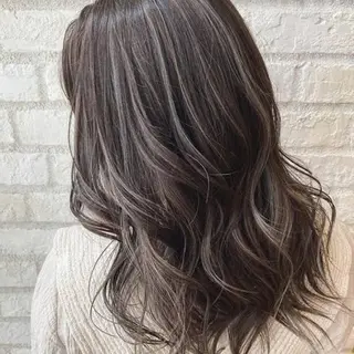 カラー 青木 茂樹⭐️ 透明感カラーのヘアスタイル