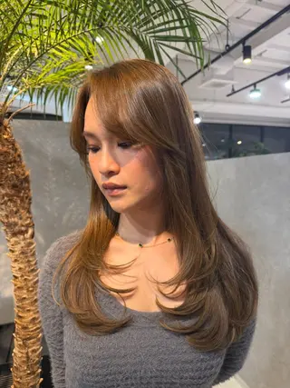 ロング Merlyosaka 早川未来のヘアスタイル