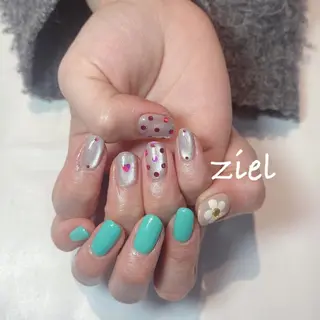 ネイル ziel _nailのネイルデザイン