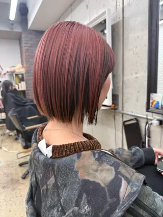 ショート カラー 栗原 莉玖のヘアスタイル