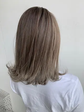ミディアム カラー 中塚 義人のヘアスタイル
