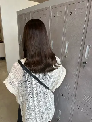カラー 福島 果音のヘアスタイル