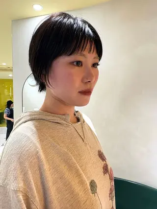 ショート mio／ 大阪美容室のヘアスタイル