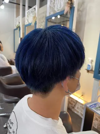 ショート カラー 城間 晴人のヘアスタイル