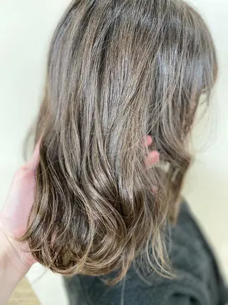 カラー SALOWIN栄 高須大貴のヘアスタイル