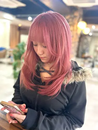 ロング カラー Loa misakiのヘアスタイル