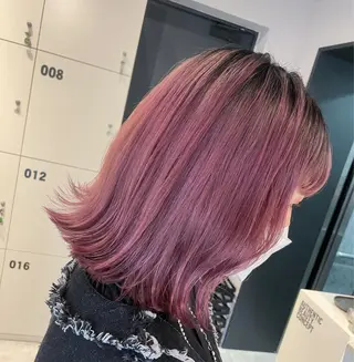 ショート ブリーチ👩🦳/ ✂︎MANAMIのヘアスタイル