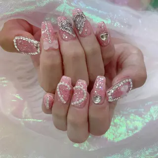 ネイル 🦋ネイルサロン ブラン🌈ゆりのネイルデザイン