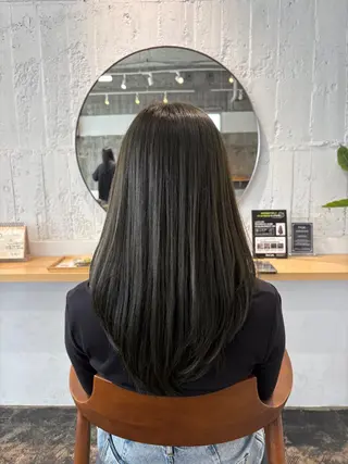 セミロング ブリーチカラー 美髪矯正takaraのヘアスタイル