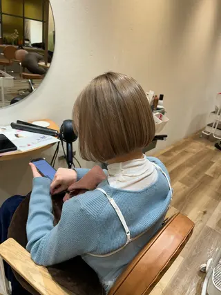 ミディアム 宮本 季奈のヘアスタイル