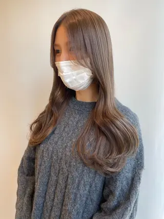 ロング カラー 山口 莉奈のヘアスタイル