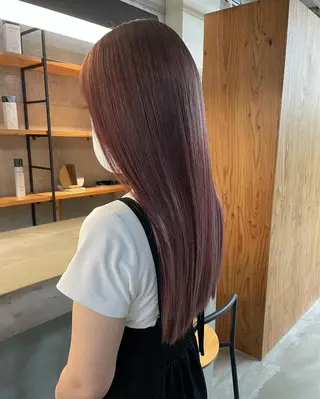 カラー 葉 /レイヤーカットのヘアスタイル