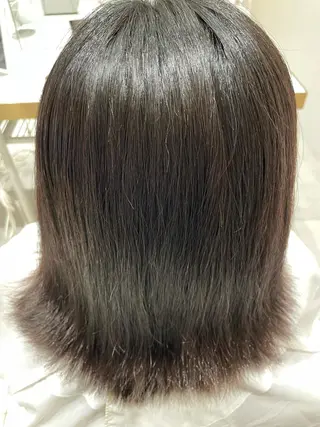 レイヤー/顔周り /透明感/TAKUのヘアスタイル