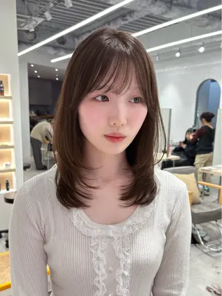 ミディアム ばんちなつ / ボブ/透明感カラーのヘアスタイル