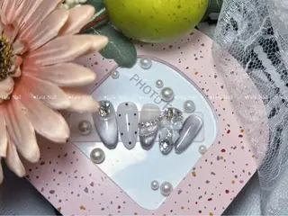 ネイル Luxe Nail Salonのネイルデザイン